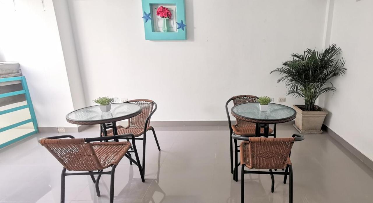 Aquamarine Paracas Beach Hostal Exterior photo