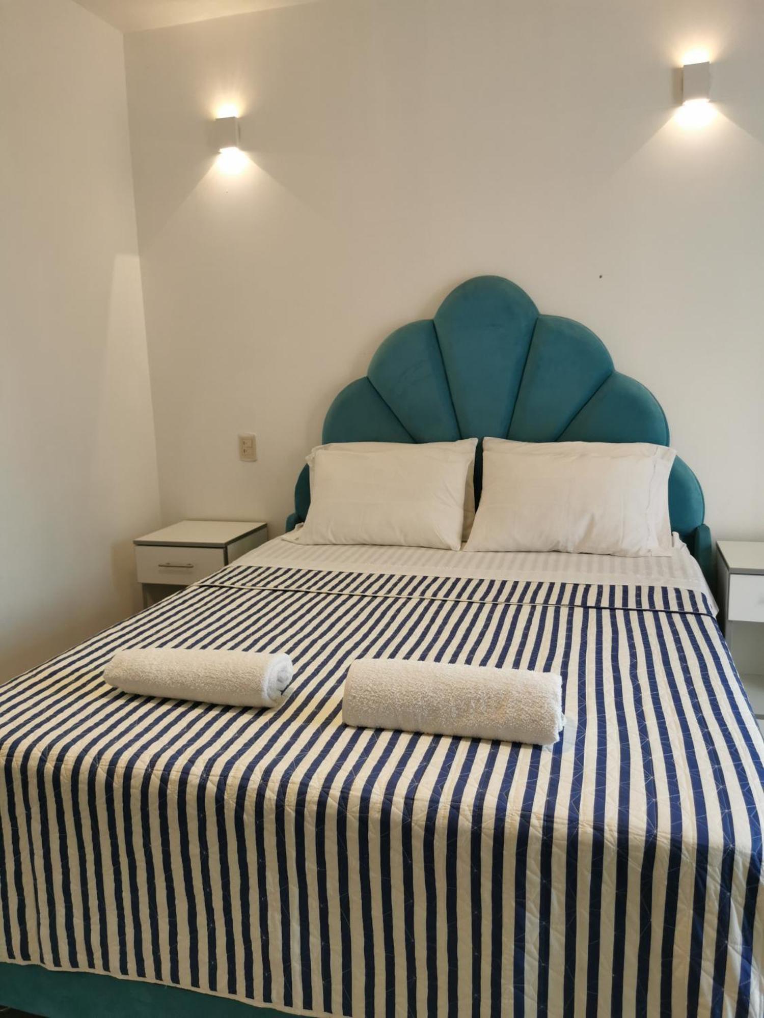 Aquamarine Paracas Beach Hostal Exterior photo